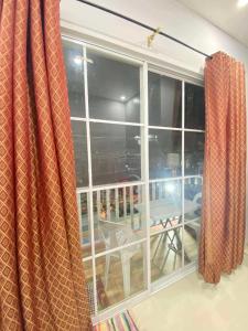 TONCIL HOMESTAY - Bed and Bath near Anjo World