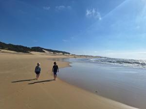 Spacious Beachside apartment