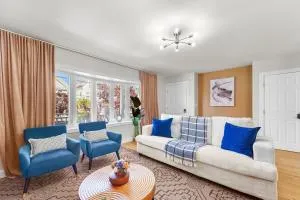 Free Parking - Backyard with Grill - 纽瓦克