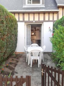 Appartements Appartement charmant a Villers-sur-Mer, 30 m², avec terrasse : photos des chambres