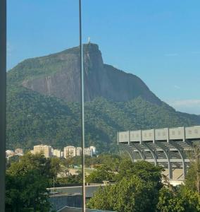 Apartamento novo no Leblon estúdio 705
