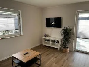 schöne Ferienwohnung am Badesee bei Rostock - Benitz