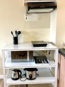 Glam Getaway in IT PARK 1 BEDROOM