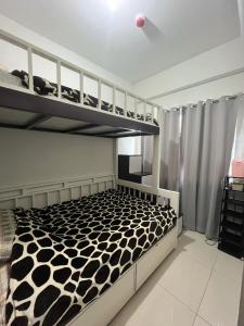 Entire unit with balcony at SMDC Field Residences, behind Sucat near NAIA