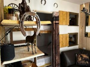 Maisons d'hotes Les Chambres de Paulette a Theme LE RANCH : photos des chambres