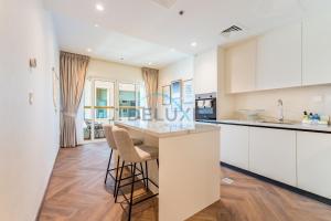 Serene 2BR with Iconic Palm Jumeirah Views, Dubai Marina by Deluxe Holiday Homes