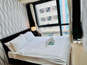 Comfy 1BR Across International Airport