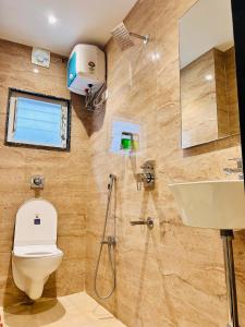 Golden Square - Kolkata Airport