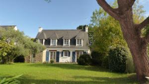 Maisons de vacances Maison familiale a 700m de la plage de Kervillen : photos des chambres