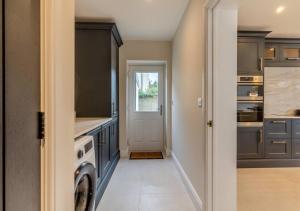 Newly Renovated luxury seaside property with hot tub - near to Cromer & Sheringham