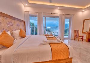 Ice Mist Pool Resort Munnar By VOYE HOMES