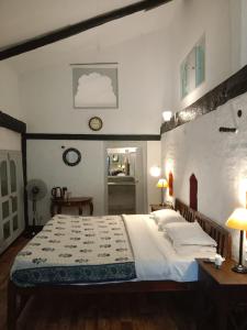 Labbooz Café and Lodge