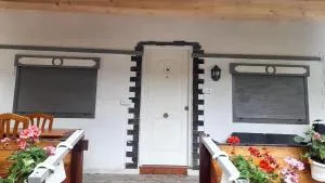 Charming House in Irañeta with Fenced Garden - Odériz