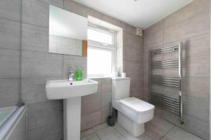 2 Bed House in Woolwich Central