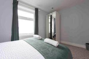 2 Bed House in Woolwich Central