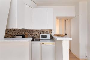 Cosy and Central Sacré-Coeur View Appartment, 50m to Paris