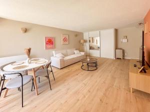 Farges - Gare Saint Roch avec terrasse et garage privatif