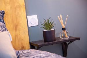 Appartements Le Coup de Coeur - Proche Sanctuaire et Commerces - WiFi - Neuf : photos des chambres