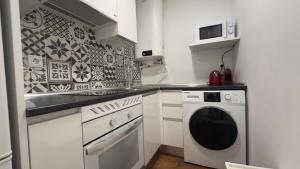 Central and Cozy in Madrid 3D