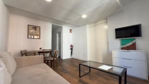 Central and Cozy in Madrid 3D