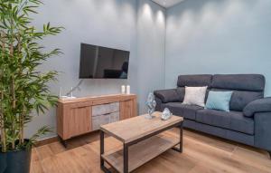 Beautiful Apartment In Torrenueva