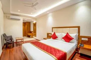 The Blossom Rooms Best Rated Property - Mathura - Gokul
