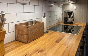 1 Bedroom Stunning Home In Löttorp