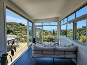 Elevated Coastal Retreat - Maraetai