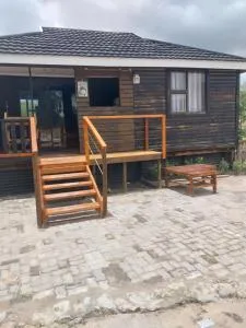 Botshelo clan apartments - Okavango Delta