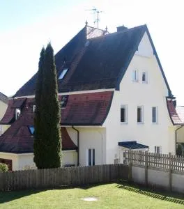 Villa Sonnenschein im Zentrum Bad Stebens nahe der Therme - Harra