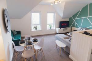 Stunning Sea View - Contractors Home from Home