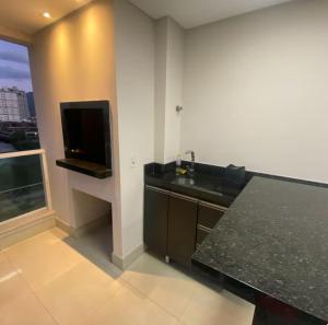 Apto próx mar Meia Praia