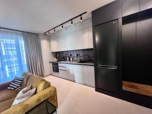 FLH Art Elegance - Large Balcony, Free Parking, Ateneo Residence