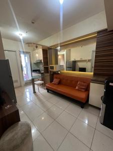 Apartemen green bay by esti