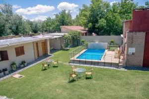 Las Cuatro Estaciones - 库拉布罗切罗镇