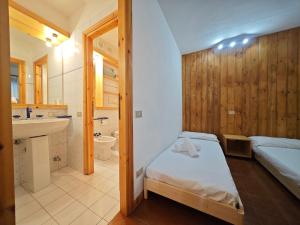 Hostdomus - Abete Apartment