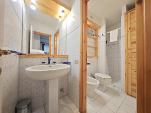 Hostdomus - Abete Apartment