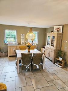 A 8km du circuit F1, Villa avec Jardin et parking à Sart-Lez-Spa