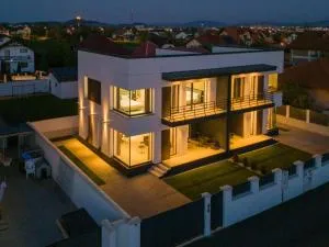 KOA - Nest - Stupini