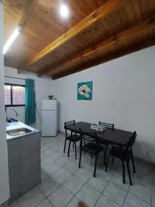 Claudia Apart - Wanda