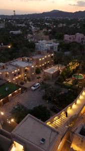 Bustan inn by Alley Escape