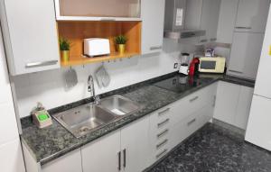 CASA MARY "Céntrico y amplio Apartamento cerca del mar"