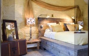 Glovers cottage private hot tub and super king