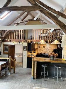 Glovers cottage private hot tub and super king