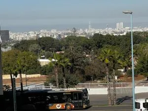 Apparemment busway nearshore - 卡萨布兰卡