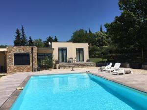 Villas Maison contemporaine piscine avec vue panoramique : photos des chambres