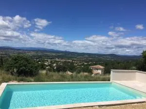 Villa à Barjac piscine chauffée et vue panoramique - Saint-Privat-de-Champclos