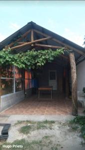 Depto para 4 personas con pileta a 3 cuadras del rio