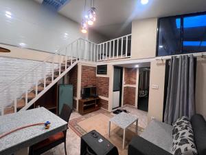 Avocado Accommodations - Tiny Cottages