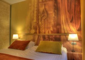 Hotels Hotel Cathedrale : photos des chambres